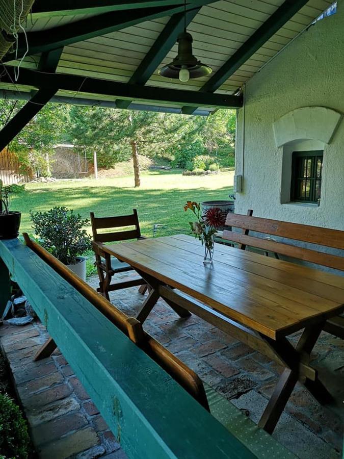 Nyugalomsziget Villa Kotcse Exteriör bild