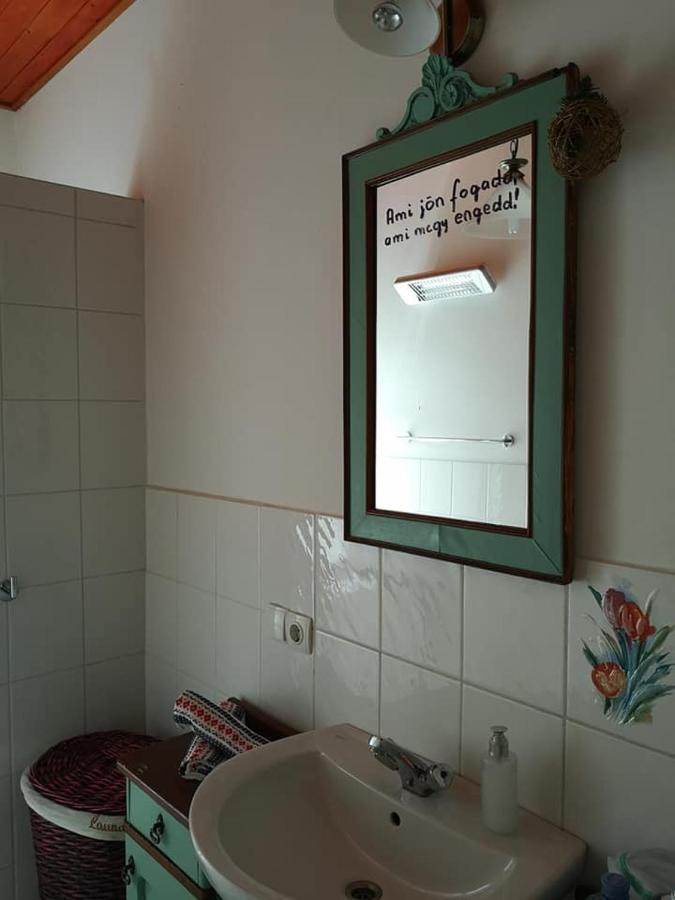 Nyugalomsziget Villa Kotcse Exteriör bild
